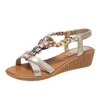 Sandalen Boheemse stijl Platte sandalen voor dames Zomer Strass Decoratie Gladiator Sandalen Dames Grote maten strandschoenen Slippers 231204