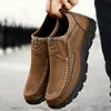 Klänningskor män casual varumärke mode mens loafers moccasins andas slip på retro körsneakers plus storlek 3948 231204