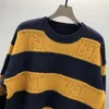 2Designers Men Womens Sweaters Senior Classic Leisure Multicolor Autumn Winter Håll varma bekväma 17 slags val Överdimensionerade toppkläder#020