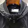 سترة طيران جديدة رجال سترة حادة على طراز الشارع على طراز الشارع Topstoney Windbreaker زوجين في الهواء الطلق الربيع متعدد الجيب والخريف توجيه سترات سويتر