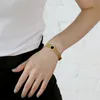 Bangle 14k Guldpläterad rostfritt stål Fashion Vintage Roman Numal Round Charm Watchband Armband Damer handled fina smycken gåvor 231204