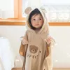 Serviettes Robes Dessin animé ours lapin brodé bébé serviette de bain à capuche Ponch né peignoir infantile enfant en bas âge doux réception couverture lange d'emmaillotage 231204