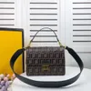 10A 4 cores moda feminina carteiro bolsa de ombro único bolsa retro calma excelente material tecido de couro de bezerro macio adequado para atacado de luxo em qualquer ocasião