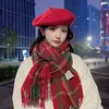 Écharpes Hiver Femmes Épais Chaud Écharpe Dames Gland Châles Wraps Longue Couverture Cadeau De Noël Rouge Vert Plaid Mignon Mode 231204