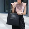 Abendtaschen Japan Einfacher Stil Nappaleder Eimer Pendler Einkaufstasche Weißes Rindsleder Frauen Handtasche Qualität Ein Lächeln Schulter3371