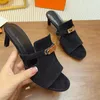 Sommer-Mädchen-Sandalen, Designer, modische und sexy High-Heel-Hausschuhe, wunderschöne, offene Schaf-König-Wildleder-Damenschuhe