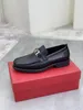 Formale schwarze Herren-Designer-Kleiderschuhe mit silberner Schnalle, luxuriöse, modische, sanfte Slip-on-Männer, lässige Business-Schuhe, Hochzeit, Abschlussball, Abendschuh