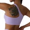 Tenue de yoga Couleur solide One épaule femme Fitness Sports Bra Top Athletic Terre Entraînement Soft Soft avec poitrine