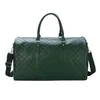 Fashion Luxury Duffle Waterproof Travel Bags Women Weekend Handbag Men Fitness Shoulder Bag Female Luggage Bag large capac 211102246w