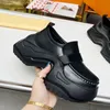 top quality Casual Shoes shoes womens Thick soled designer SHoes Travel leather laceup sneaker cowhide fashion lady Running Trainers Letters platform Suede