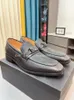 Designer Dress Shoes Luxury Black Leahter Flat Business Shoes Fashion loafers Driving Shoe Party Wedding Shoes for men