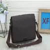 Män axel crossbody väska man portfölj läder designer handväska totes messenger väskor plånbok satchel handväska plånböcker297u