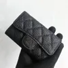 Women Coin Purse äkta läderplånbok Luxury Designer Quality Flip Short Caviar Card Holder Sheepskin Grid Mönster Nyckelfodral med 190m