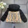 Yeni Tasarımcı Bebek Ceketleri Kış Ceket Boyutu 100-160 Çocuk Ceket Damalı Bir Ekleme Tasarım Kapüşonlu Çocuklar Dış Giyim Kasım25