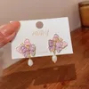 Charm Pink Purple Butterfly Kadınlar Dangle Küpe Çift katmanlar uçan kelebekler Kore moda kızlar asılı küpeler r231204