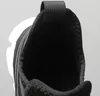 Svarta vita mäns sneakers utomhus andningsbara löparskor ultra boost för kvinnor bekväma klassiska avslappnade skor