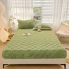 Bedrok Winter Effen Jacquard Warm en comfortabel Elastisch hoeslaken Verdikte pluche matrasbeschermerhoes antislip 231204