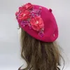 Bérets Hiver bérets de créateur uniques pour femmes luxe strass Bouquet Turban casquette exagérée peintre chapeau femme hiver casque 231204
