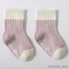 Chaussettes enfants 3 paires/lot chaussettes pour enfants solide rayé quatre saisons garçon anti-dérapant nouveau-né bébé chaussettes coton infantile chaussettes pour filles 0-36 mois R231204