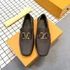 40 Model Designer Loafers Men Shoes Solid Color Fashion Business Casual Wedding Party Classic Crocodile Pattern Metal Dress Shoes