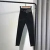 Jeans pour femmes blanc taille haute femmes printemps et vêtements d'été serré mince petit pied crayon pantalons longs