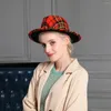 Berets Red Grid Stripe Fedora Chapéus Panamá Vintage Jazz Mulheres Elegantes Caps Outono e Inverno Lã Feltro