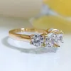 Anéis de casamento Iogou luxo 3.6cttw todos os anéis de casamento 5 pedra espumante diamante banda de noivado 925 jóias de prata esterlina para mulheres 231202