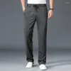 Pantaloni da uomo Abito oversize Abito invernale Uomo Casual Abito formale Abiti sartoriali Abbigliamento sociale Uomo elegante classico business