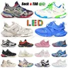 2024 TOPS Track LED 3.0 2.0 Casual Shoes Designer Mens Womens Fashion Walk Tracks Runner Sneakers Platform Bottom Full Black and White Pink Yellow Grey Loafers Traienrs