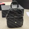 Mochila de designer bolsa crossbody mochila mochila metálica com bolsa de moeda estrela couro genuíno espelho de pele de bezerro mini cc bolsa pequena bolsa de compras bolsa de luxo