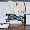 럭셔리 디자이너 소녀 드레스 베이비 스커트 가을 트랙 슈트 크기 110-160 편지 풀 프린트 자카드 아이 코트와 짧은 치마 NOV25