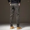 Pantalons pour hommes 2023 Automne Hiver Haute Qualité Hommes Taille élastique Slim Épais Café Sergé Marque Cargo Pantalon Mâle Plus Taille 28-38