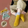 Kindersocken 5 Paare/Los 1 bis 8 Jahre Kinder Wintersocken verdicken Plus Samt warme Socken für Kinder Jungen und Mädchen Baby Herbst Frotteesocken R231204