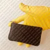 M62650 Zippy Coin Purse Pouch Pochette CLES Designer Womens Mens Keyring بطاقة الائتمان MINI SARAH CLEMENCE VICTORINE ZOE 281W