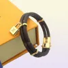 Luxusarmband Runde Echtlederarmbänder mit goldener runder Schnalle Damenarmband Blumendruck Pulseira Marke mit dem Namen Schmuck9212364036