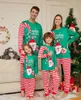 Familie Bijpassende Outfits 2024 Kerst Pyjama Volwassen Kind Baby Tops Broek 2 STKS Xmas Nachtkleding Pyjama Hondenkleding 231204