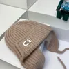 Fashion Beanie Hat Designer Kobiety Kreska czapka ochrona ucha zimowego ciepłe królicze włosy czapka czapka maska ​​okarze