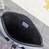 Top-Qualität Postman Bag Herren- und Damen-Leder-Leinwand formelle Mode tragbare Größe 27-18 5-4 5cm M69443206s
