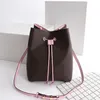 حقائب مصممي النساء الفاخرات 2020 4 ألوان حقائب الكتف دلو المرأة Escale Neonoe Crossbody Bag2570