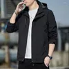 Men's Jackets 2023 Windbreaker Zipper Jacket Bomber Casual Work Fashion Outdoor Adventure Spring Autumn Korean