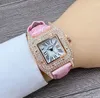 Orologi al quarzo con numeri romani quadrati Orologi da donna in pelle rosa rossa Orologio con quadrante pieno di diamanti Anello con bracciale a catena famoso Orologi da polso reloj de lujo regali