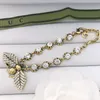 Vintage Design Diamant Halsketten Mode Damen Schmuck Klassische Designer Liebe Halskette mit Box Weihnachten Luxus Geschenk Biene Anhänger Halskette Armband Set
