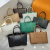 Tragetaschen BottegvVeneta Designer Damentaschen Leder gewebte Handtaschen 2023 Grenzüberschreitende neue handgewebte Rindsledertasche Modische echtes Leder Handheld One Sho HBXK