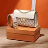 70% de desconto em couro exclusivo bolsa feminina nova cadeia de moda trava pequena quadrado simples mensageiro broadcast236o