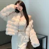 Women's Fur Faux Fur Manteau en fausse fourrure pour femme mode coreenne cardigan combine en plumes chaudes manteau d'exterieur court pour femme 231205