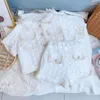 服セット夏の小さな女の子の子供は白い2ピーストップショートパンツベビー服の子供の誕生日服を女性のためにセット