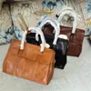 ブリーフケースバッグCraquelure Calfskin Hand Tote Purse Gold Meal Thardware Matelasse Crossbody Shourdle Handbags Business Boxes Bages、Luggage Accessories Air