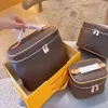 Lady Cosmetic Bags Fashion Women Makeup Bag designers Handväska Travelpåse damer Purses High Quality Organizador toalettartiklar20230i