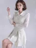 Robes de travail printemps élégant 2 pièces tenues costumes femmes blanc tweed hauts courts manteau blazer veste courte dame plissée mini jupe ensembles