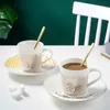 Bouteilles d'eau Tasse de réflexion de miroir dynamique tasse 200300 ml maison Drinkware créatif en céramique anamorphique café thé ensemble cadeau intéressant 231205